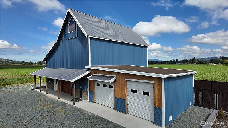 3rd image of 11132 Sterling Road