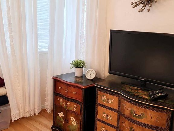 5th image of 1 Scott Cir #6