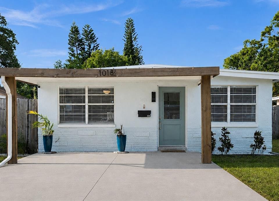 1st image of 1018 55TH AVENUE N