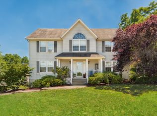 54 Maple Ave, Chester, NY 10918