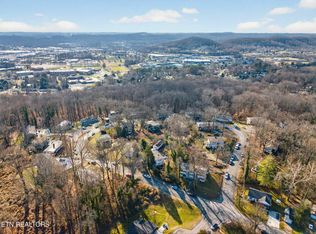 147 Waddell Cir, Oak Ridge, TN 37830
