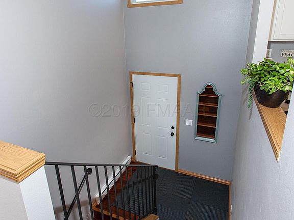 5th image of 2208 30th Ave S