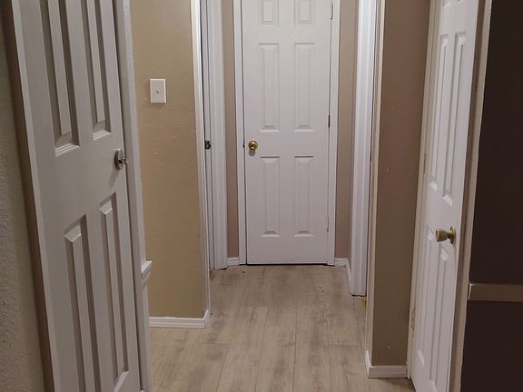 3rd image of 932 Chelwood Park Blvd NE APT D
