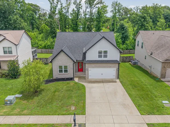153 Sycamore Hill Dr, Clarksville, TN 37042