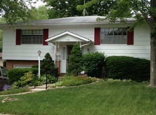 1560 Cranwood Dr, Columbus, OH 43229