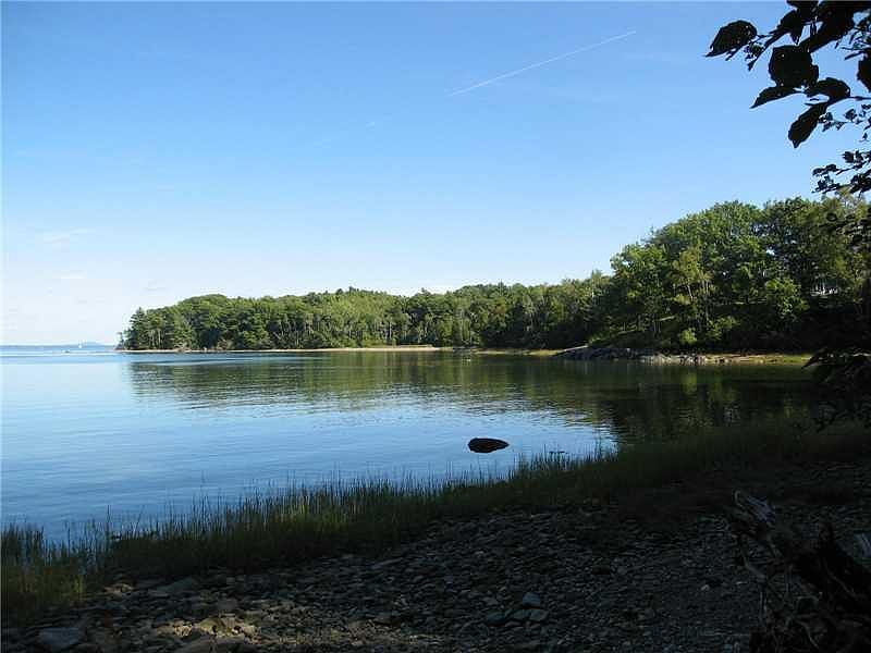 1st image of 138 Bayside Road