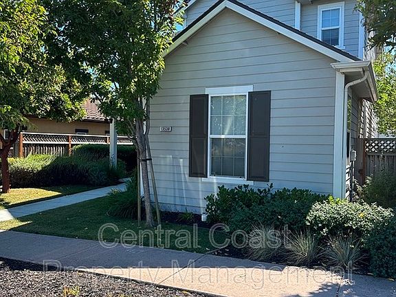 2nd image of 13538 Warren Ave
