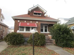 1432 S 10th Ave, Maywood, IL 60153