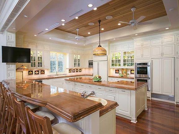 4th image of 524 White Pelican Cir