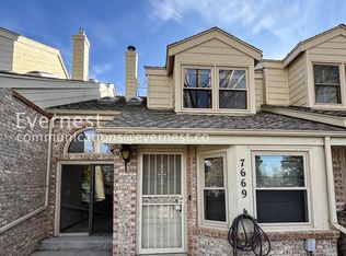 7669 S Cove Cir, Centennial, CO 80122