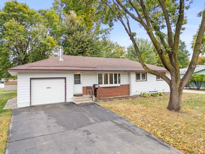 918 Holmes St S, Shakopee, MN, 55379