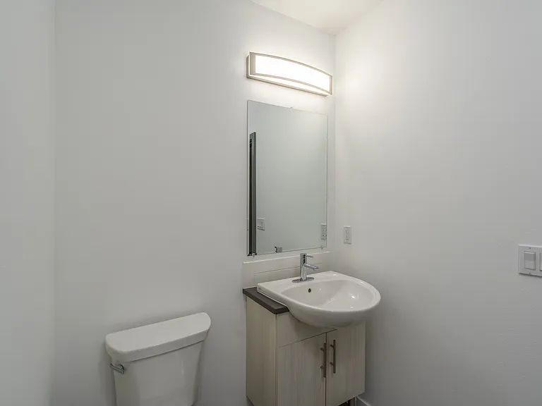 Greenwood Place Apartments — Photo 26