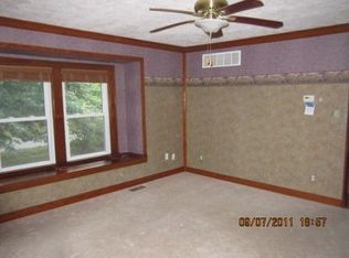 404 E Main St, Adrian, MO 64720