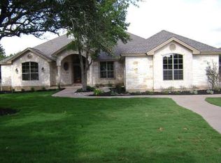 205 Roble Roja Dr, Georgetown, TX 78633