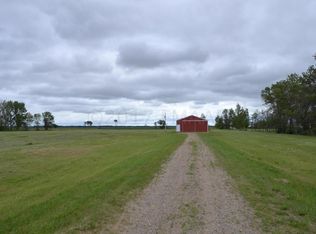 9106 Oakport St N, Moorhead, MN 56560