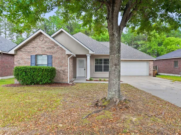 10327 English Manor Dr, Gulfport, MS