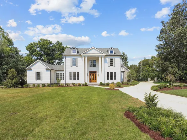 1000 Stonewall Dr, Nashville, TN 37220