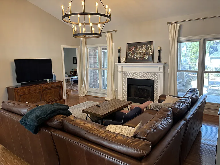 420 Lake Forest Dr SE — Photo 13