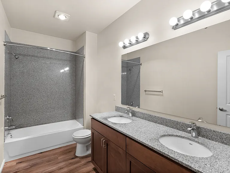 2 Bed 2 Bath Standard - 1,101 Sq Ft 2 Bed 2 Bath Standard - 1,101 Sq Ft