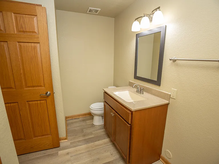 1015 Madison St #G — Photo 10