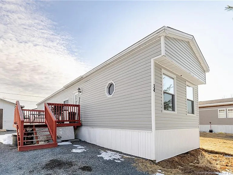 34 Elmdale Cres — Photo 19