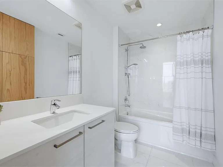 111 S Pineapple Ave #1103 — Photo 44
