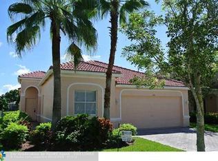 4190 Sabal Ridge Cir, Fort Lauderdale, FL 33331