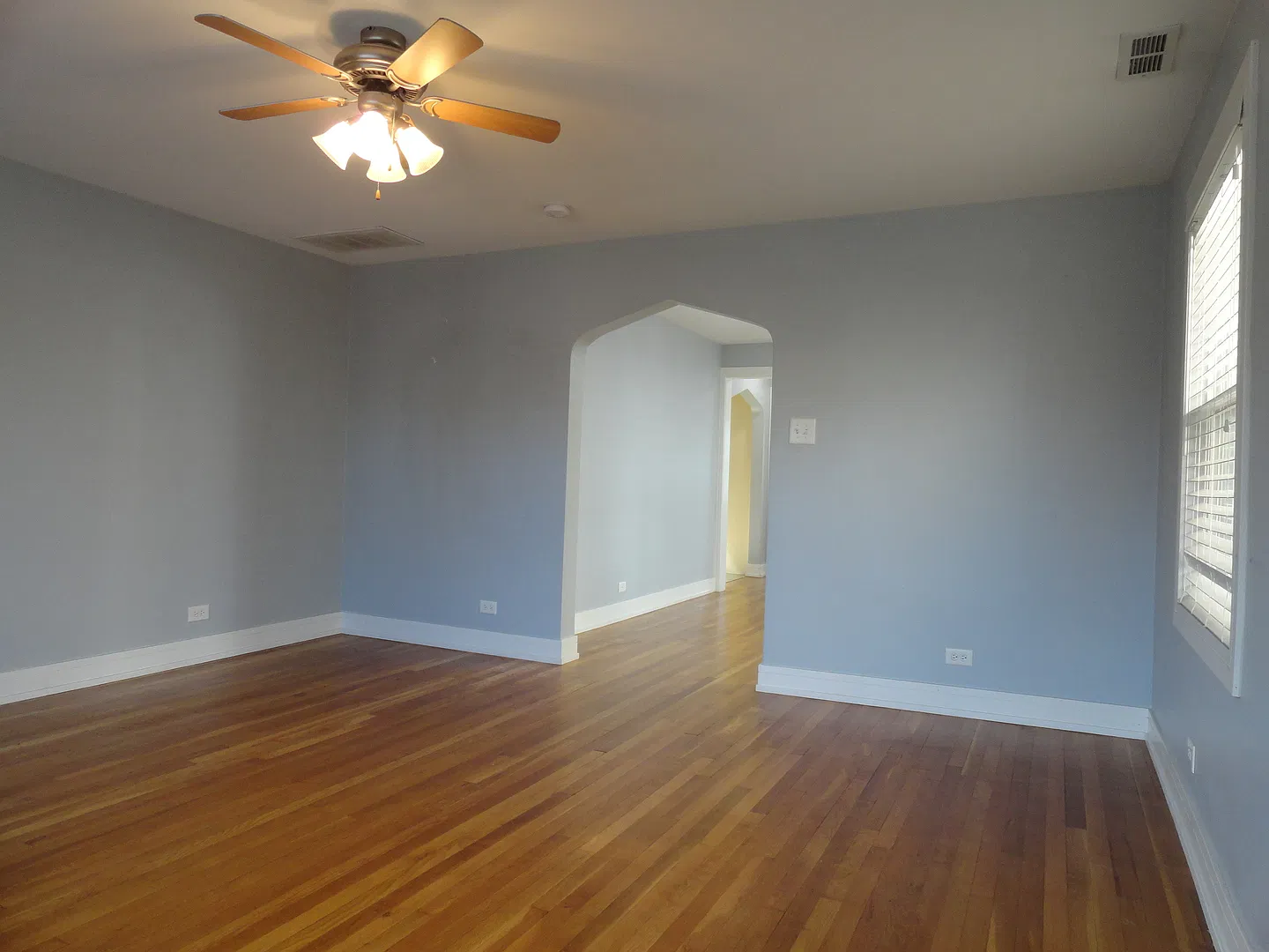 2 bed, $1,900 — Photo 3