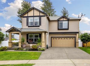 1828 Cadborough Ln, Dupont, WA 98327