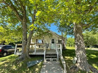 N6931 Connors Rd, Munising, MI 49862