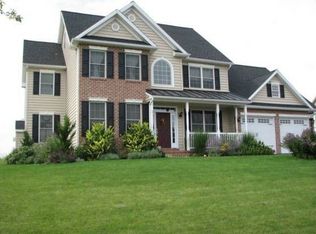 409 Chestnut Dr, Boiling Springs, PA 17007