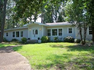 1422 Pinecrest Dr, Albany, GA 31707