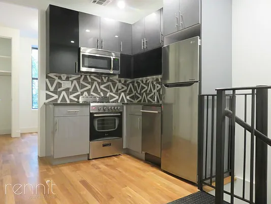 Rented by Rennit Inc. | media 35