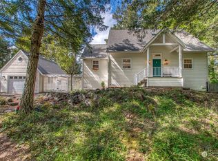 136 Palisades Dr, Eastsound, WA 98245