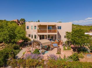 111 Sierra Vista Dr, White Rock, NM 87547