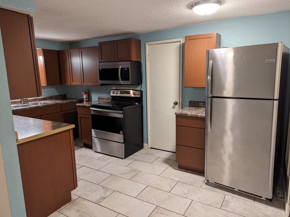 635 W 25th St APT 3