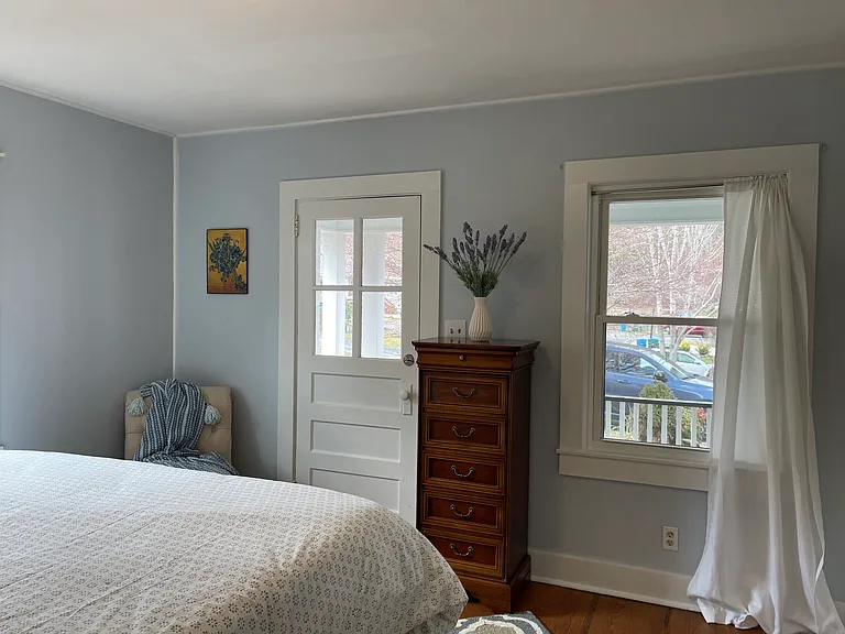 505 Dennis St — Photo 6