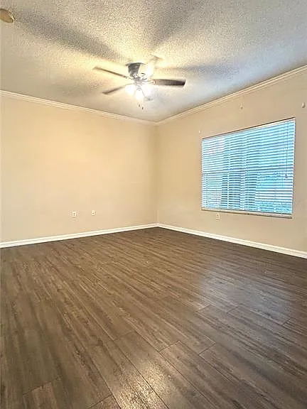 10000 SW 52nd Ave #7 — Photo 6