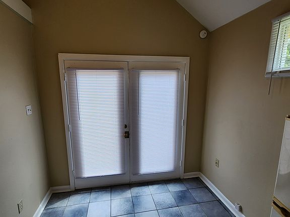 4th image of 7719 Zimpel St #A