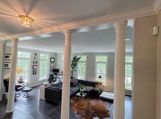 6411 Little Potters Ln, Alexandria, VA 22310