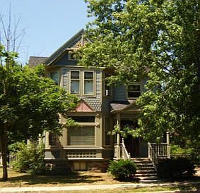 1st image of 301 N Washington St