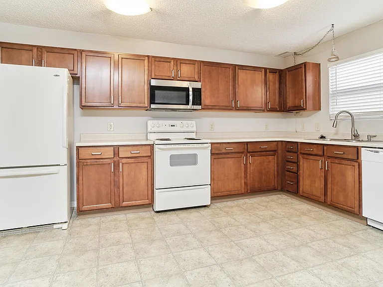 14169 Clapboard Dr — Photo 9