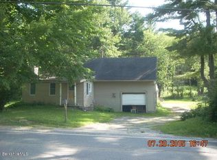 40 Old Windsor Rd, Hinsdale, MA 01235