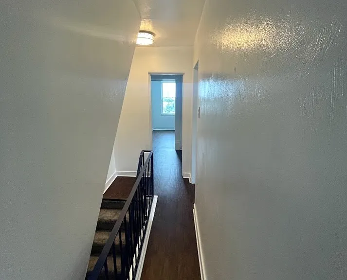 221 Orchard Pl — Photo 5