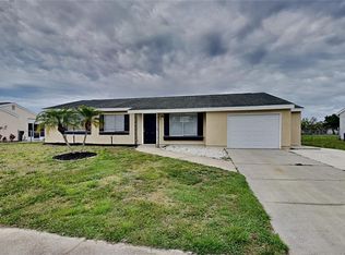 2705 Pan American Blvd, North Port, FL 34287