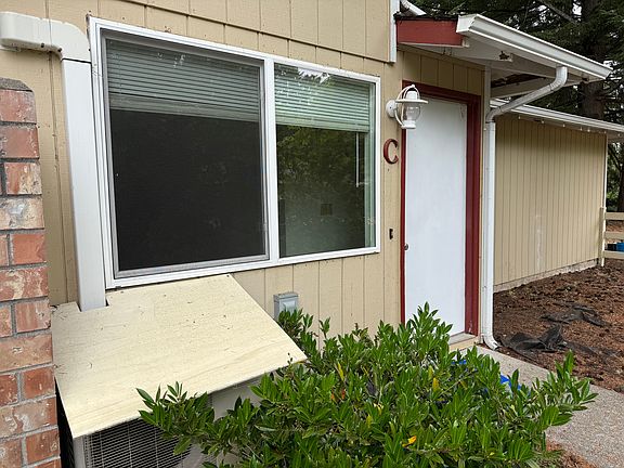 2nd image of 5807 13th Ave SE #C