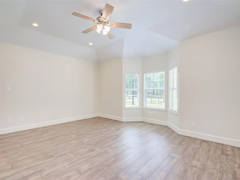 10572 Twin Oak Dr — Photo 26