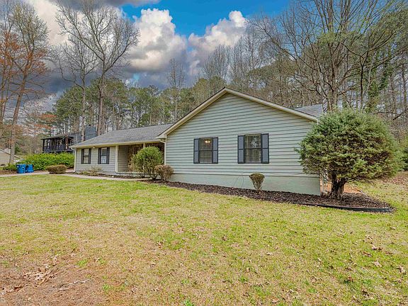 3rd image of 118 Shadowood Ln