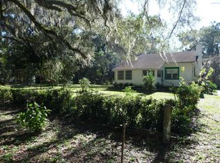 411 E End Rd, San Mateo, FL 32187