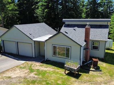 2145 Woodland Dr, Coos Bay, OR, 97420